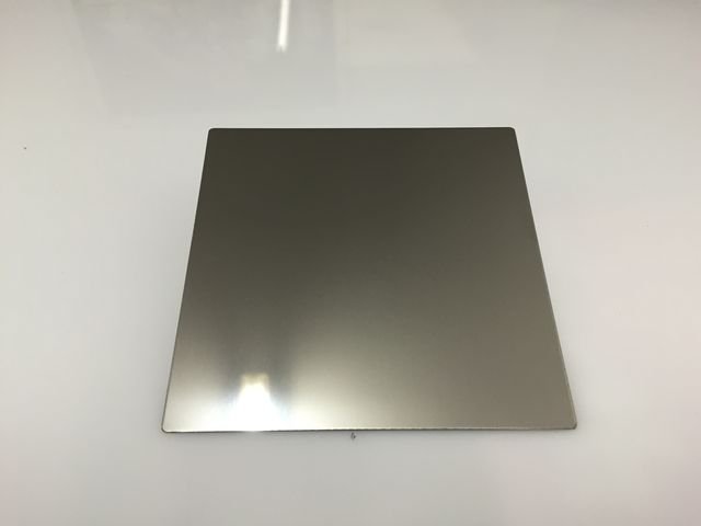 Acciaio inox effetto LUCIDO